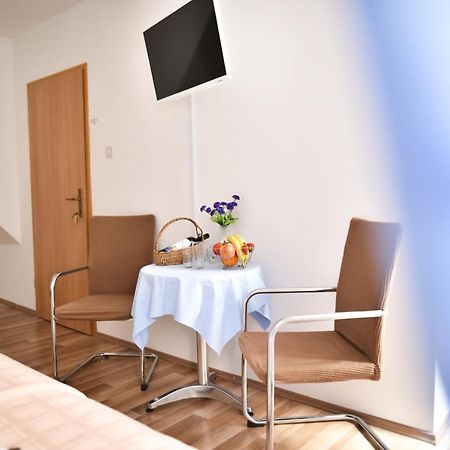 Luka'S Amber Rooms In The Center Of Trogir Bagian luar foto