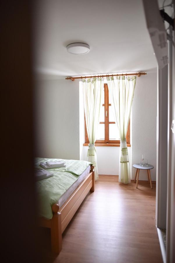 Luka'S Amber Rooms In The Center Of Trogir Bagian luar foto